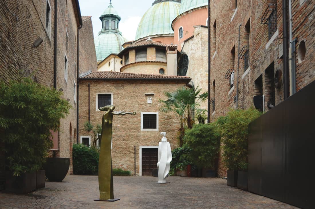 Lazzari Space Art Exhibitions in Treviso, Italy Francesco Stefan artist